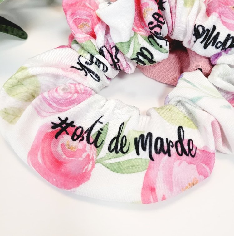 Chouchou non censuré rose d'amour
