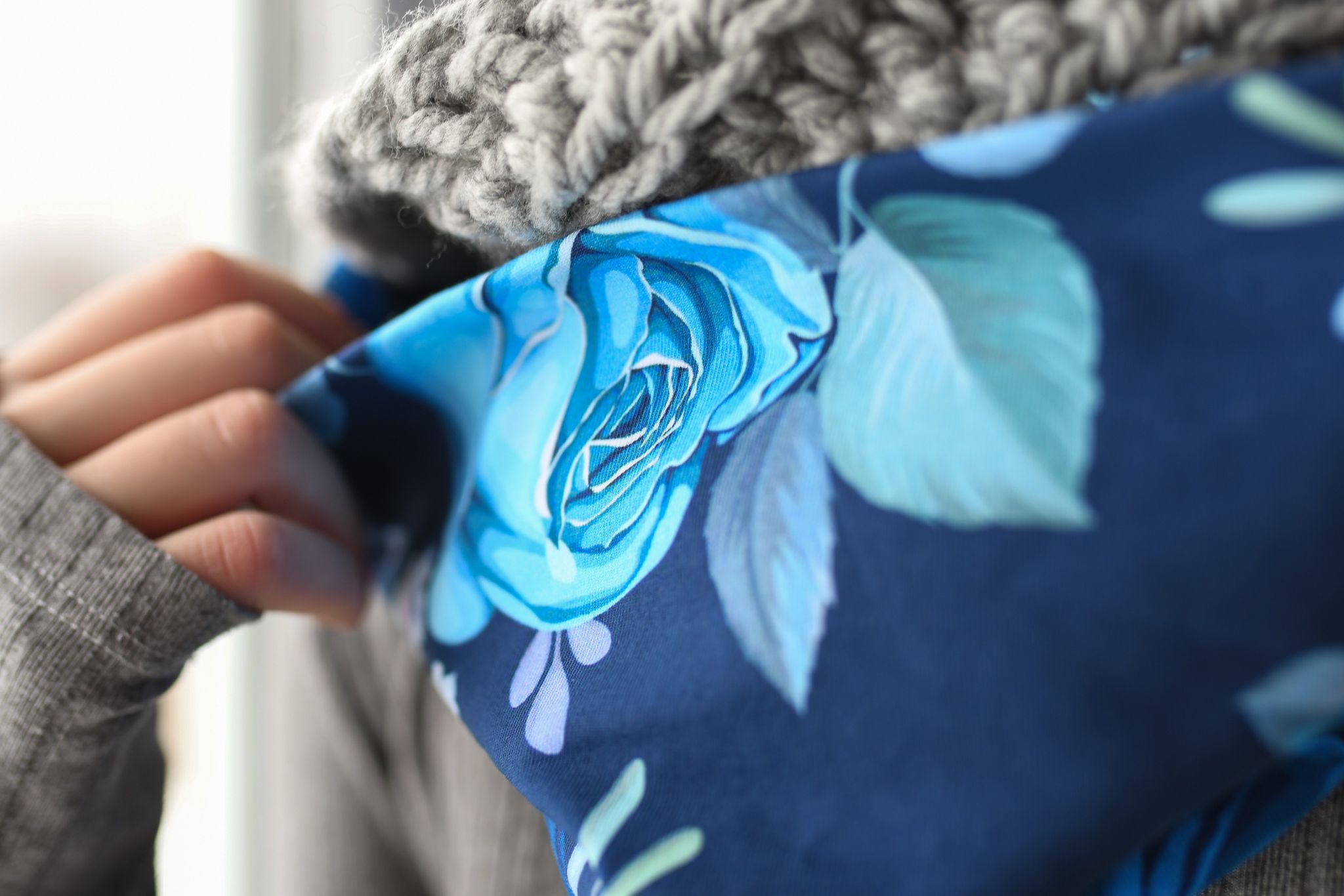 Foulard infini mixte fleur bleu